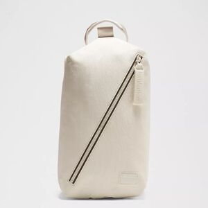 Lululemon Fast Track Bag 2.0 9L Nwt